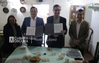 Convenio entre la Universidad del Valle de Tlaxcala y la Canaco