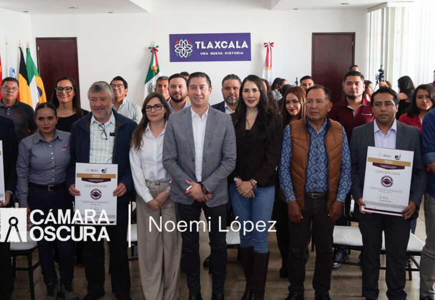 Empresas tlaxcaltecas reciben certificados de industria limpia