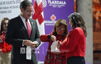 Cruz Roja inicia colecta 2025 con entrega de ambulancia