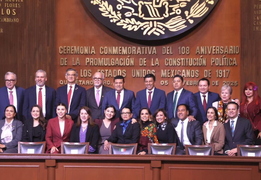 Conmemoración de la Constitución reúne a gobernadores