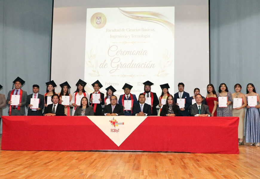 Graduación UATx: 90 estudiantes concluyen sus estudios