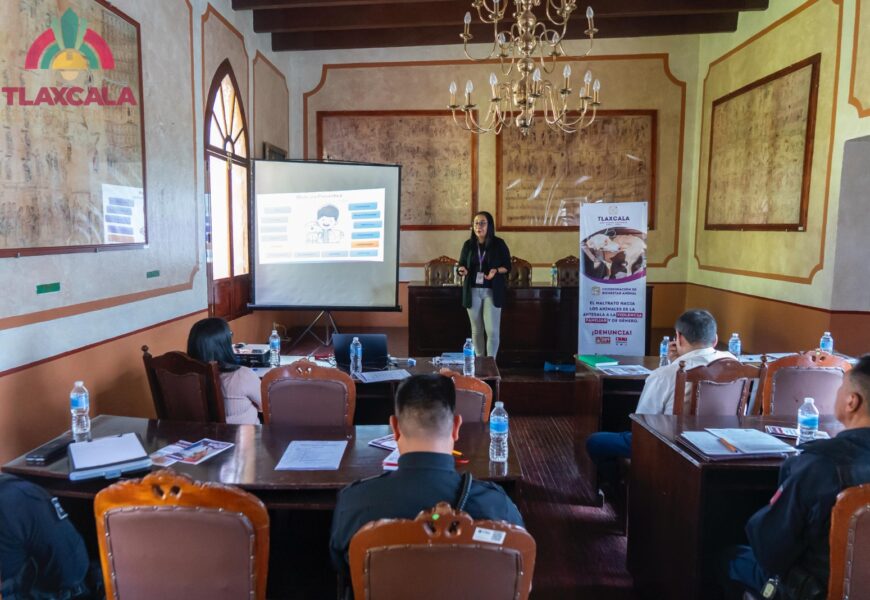 Capacitan a funcionarios de Tlaxcala en bienestar animal