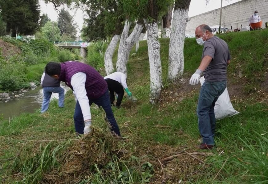 Apizaco realiza Jornada de limpieza en río Zahuapan