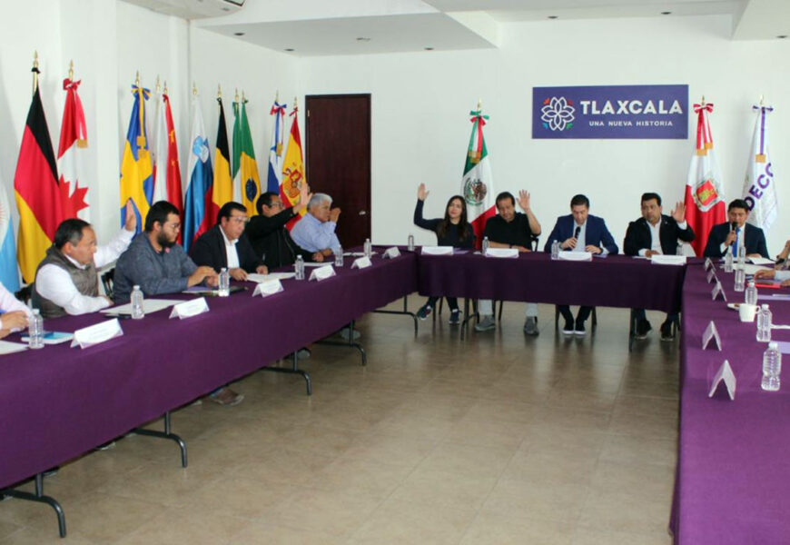 Primera sesión ordinaria Fomtlax impulsa créditos