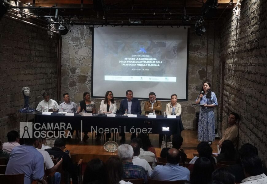 Conversatorio sobre Talavera une a Tlaxcala y Puebla