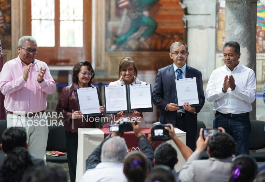 Gobierno firma convenio para nueva crear  Universidad Rosario Castellanos
