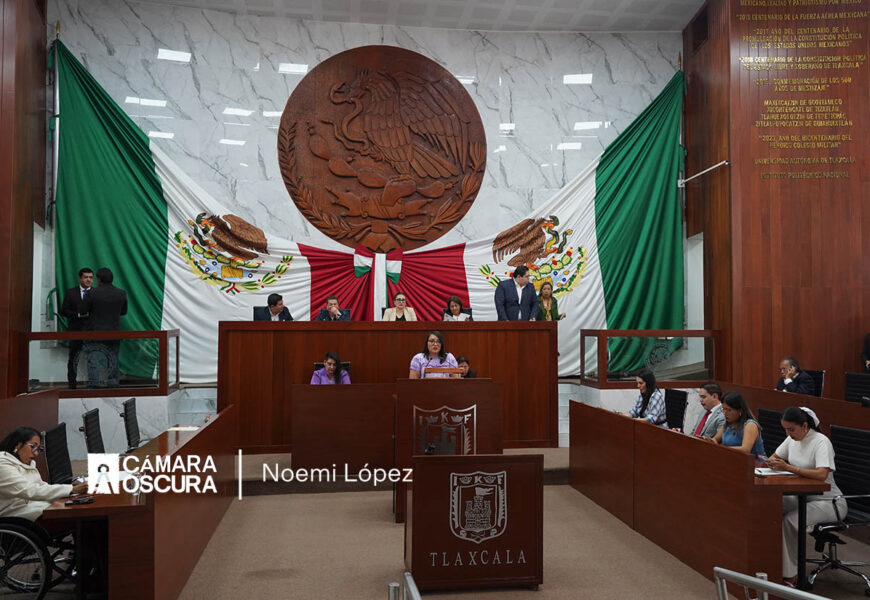 Tecuelhuetzin Xicohténcatl al Muro de Honor del Congreso