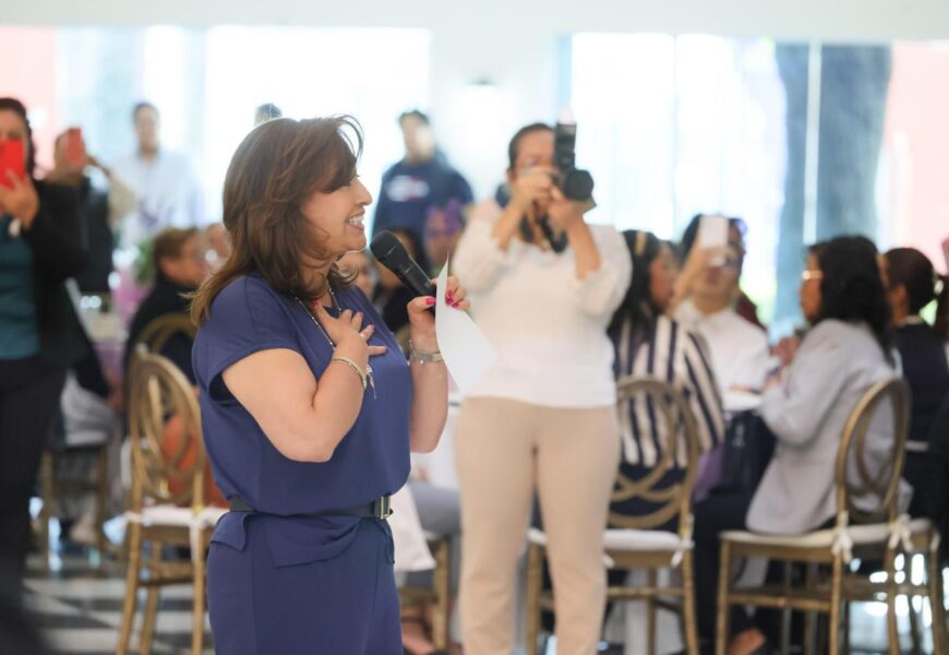 Mujeres emprendedoras reciben apoyo estatal para impulsar negocios