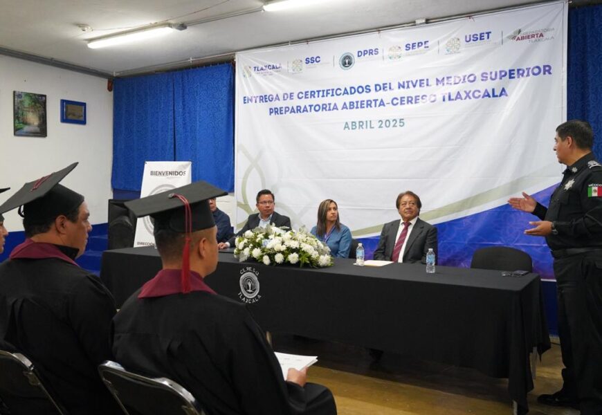 Entrega de certificados a Personas Privadas de la Libertad