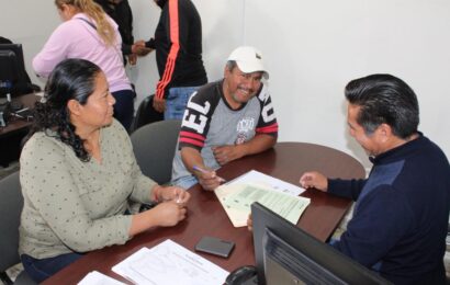 Entrega de cheques a beneficiarios Fomtlax