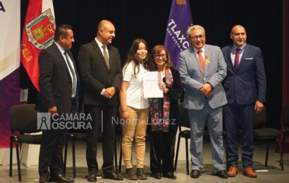 Se gradúan alumnos del Sistema de Educación Dual del CECyTE