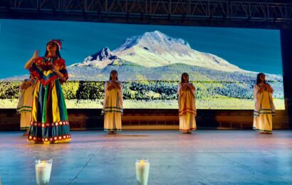 Salida de las 400 familias tlaxcaltecas se conmemora con escenificación cultural