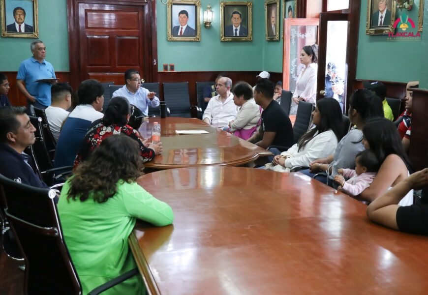 Reubicación de comerciantes Plaza Xicohténcatl