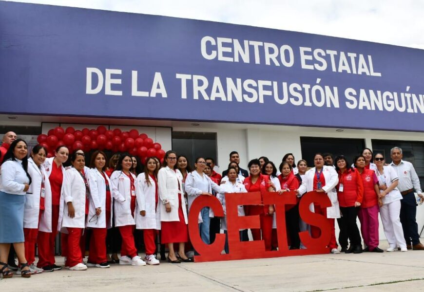 Reconocen a donantes voluntarios de sangre