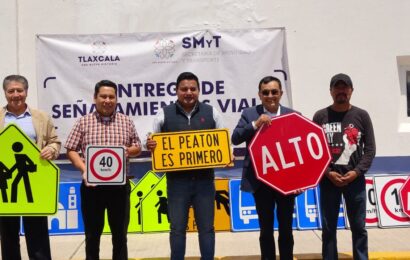SMyT mejora movilidad con señalización vial en varios municipios del estado