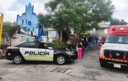 Policía de Tlaxcala brinda atención a hombre en Acuitlapilco