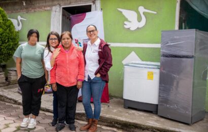 Gobierno entrega apoyos de damnificados por lluvias en Tlaxcala