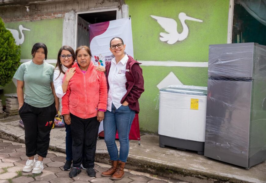 Gobierno entrega apoyos de damnificados por lluvias en Tlaxcala