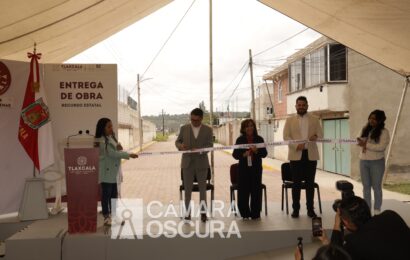 Gobernadora entrega obra en Muñoz de Domingo Arenas