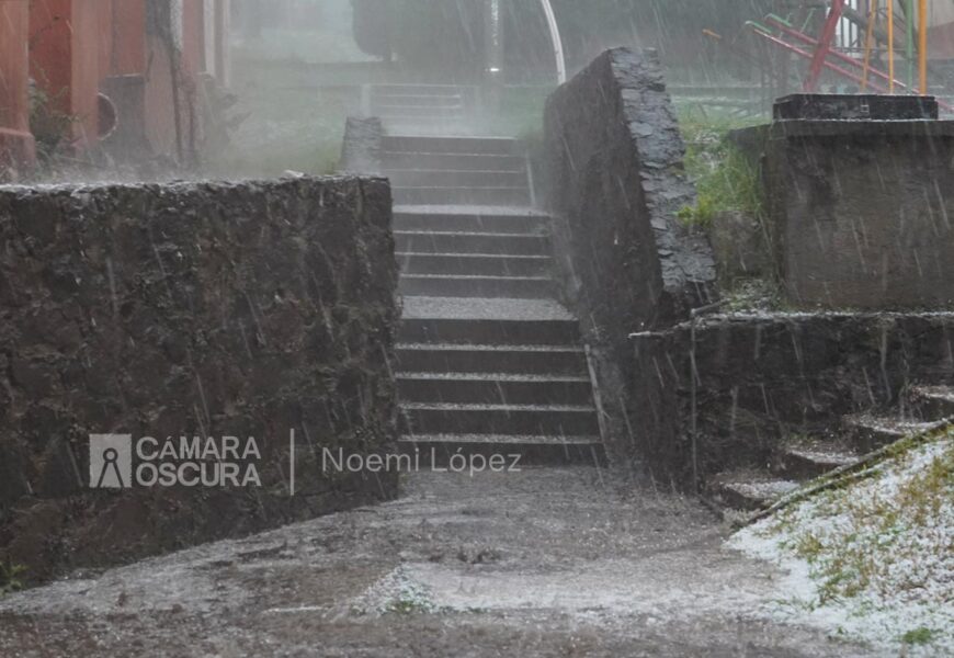 Lluvia con granizo en Tlaxcala causa inundaciones