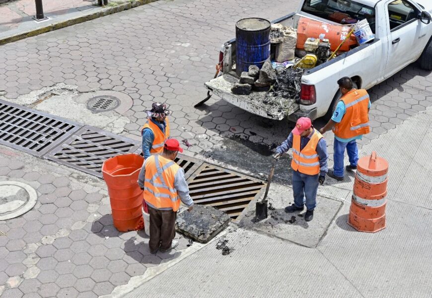 Ayuntamiento de Tlaxcala mejora drenaje urbano