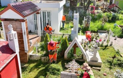 Ayuntamiento de Tlaxcala limpia y rehabilita panteones