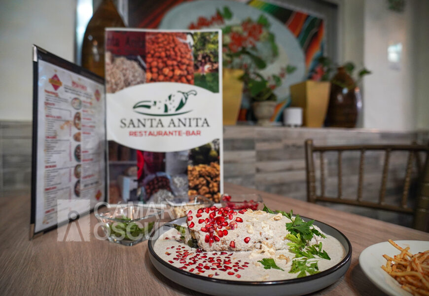 Chile en nogada: tradición y sabor en Santa Anita Tierra Santa