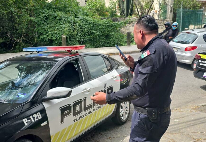 Detención de presuntos asaltantes en Plaza Vértice