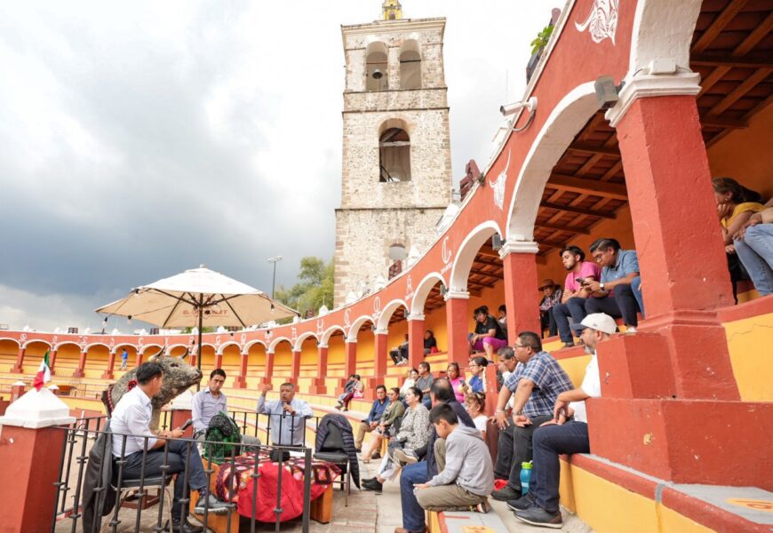 Tertulia taurina en Tlaxcala reúne a leyendas