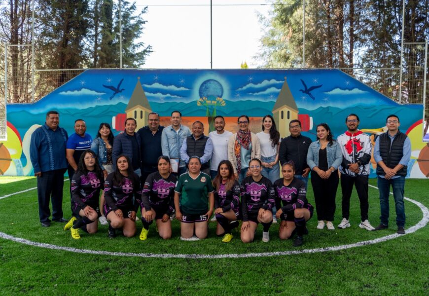 Rehabilitada cancha de fútbol Cualtikate fomenta deporte y unidad comunitaria Rehabilitada cancha de fútbol Cualtikate fomenta deporte y unidad comunitaria