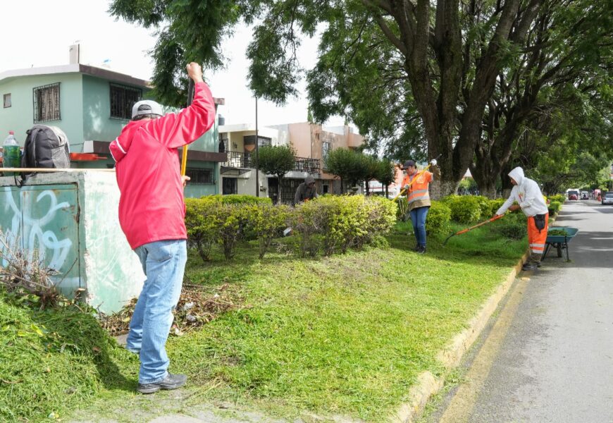Gobierno de Tlaxcala despliega brigada en el bulevar Mariano Sánchez