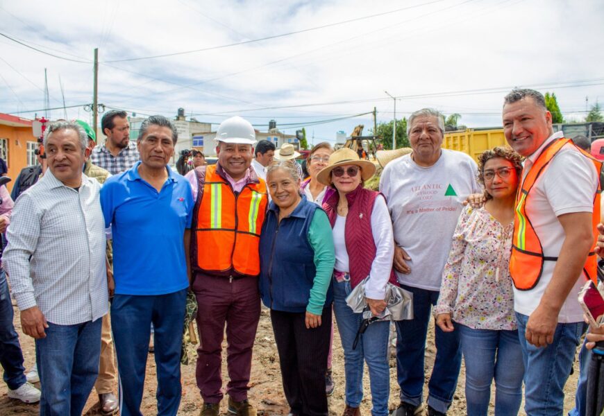 Pavimento de adoquín en Apizaco transforma la calle Clavel en Loma Florida