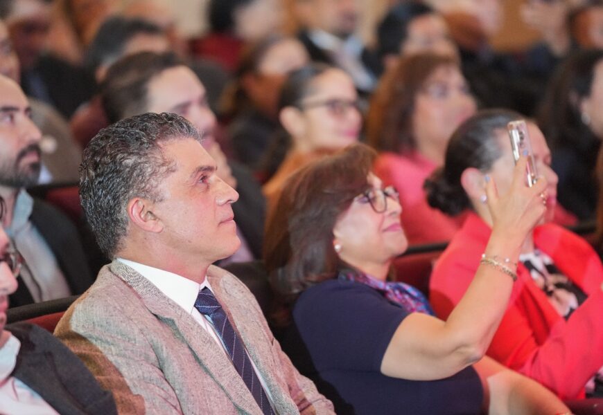 Alfonso Sánchez asiste a presentación de las actividades de los 500 años de Tlaxcala
