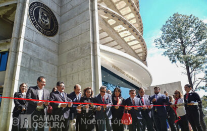 Torre de Rectoría UATx símbolo de innovación