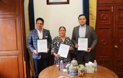 Gobierno firma convenios para fortalece derechos laborales