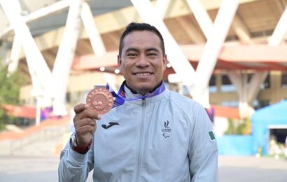 Leonardo de Jesús gana medalla de bronce en India