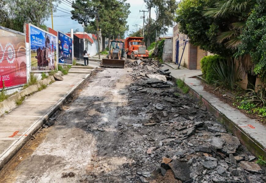 Reencarpetamiento mejora la movilidad en Acuitlapilco