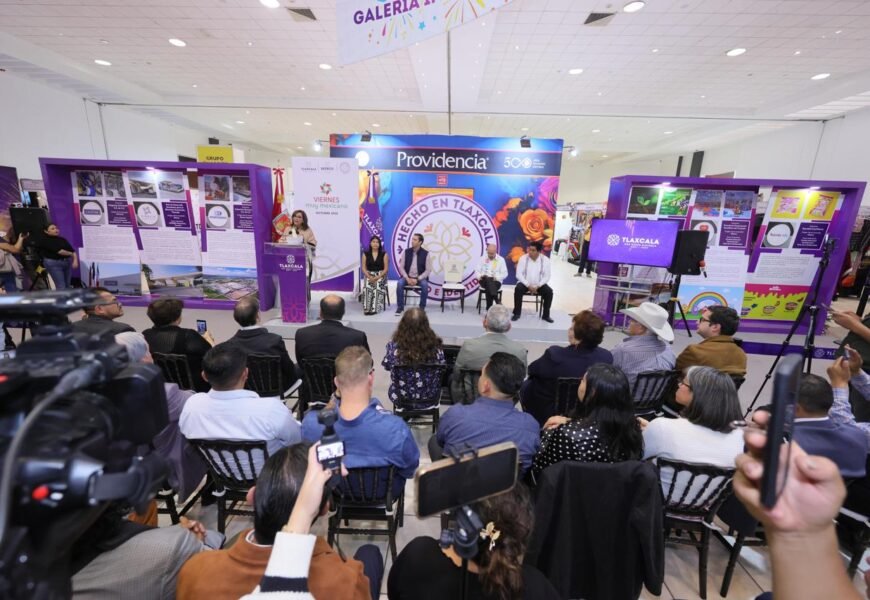 Lorena Cuéllar inaugura Expo Hecho en Tlaxcala