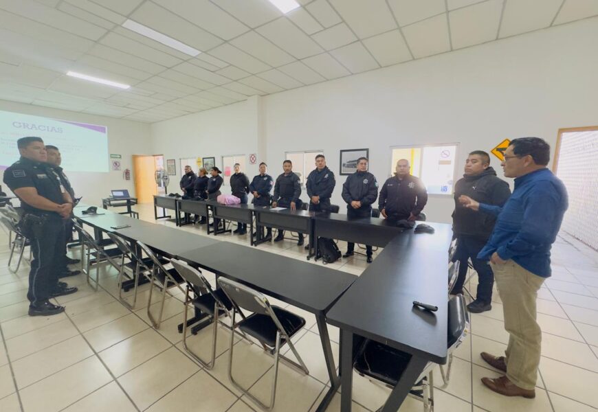 SMyT capacita a policías municipales y estatales
