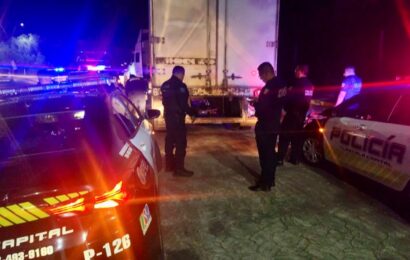 Tractocamión robado en Tlaxcala es localizado por policías municipales Tractocamión robado en Tlaxcala es localizado por policías municipales