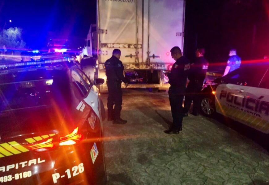 Tractocamión robado en Tlaxcala es localizado por policías municipales