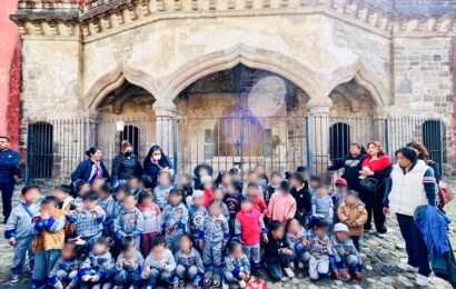Recorrido turístico educativo en Tlaxcala acerca la historia a la niñez