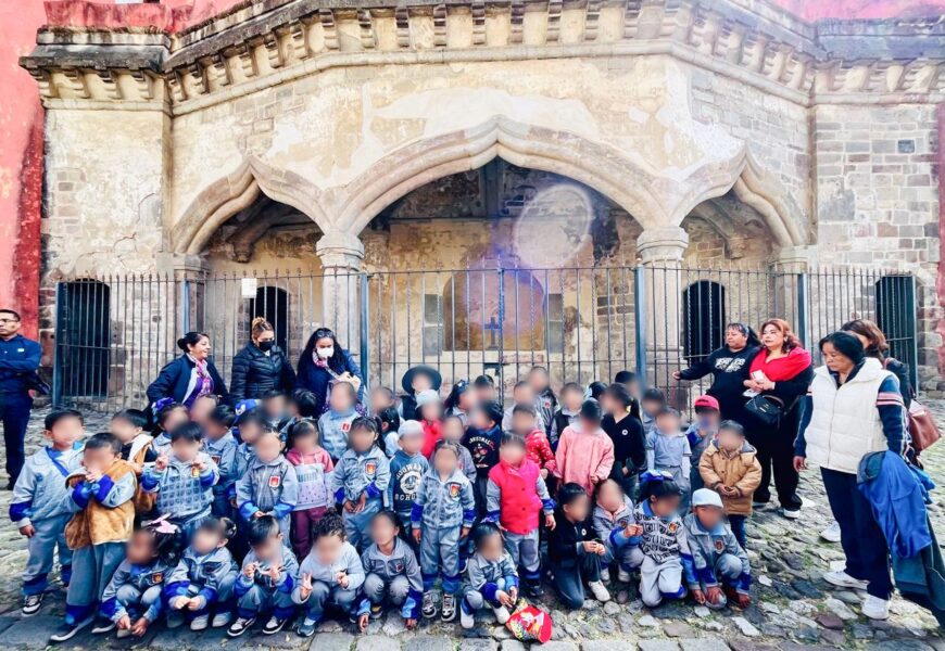 Recorrido turístico educativo en Tlaxcala acerca la historia a la niñez Recorrido turístico educativo en Tlaxcala acerca la historia a la niñez