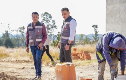 Obra de Ampliación de la Red de Electrificación avanza en Atlahapa