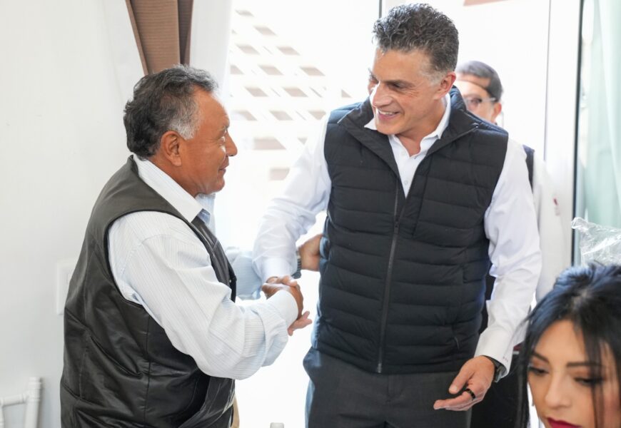 Educación media superior en Tlaxcala recibe respaldo municipal