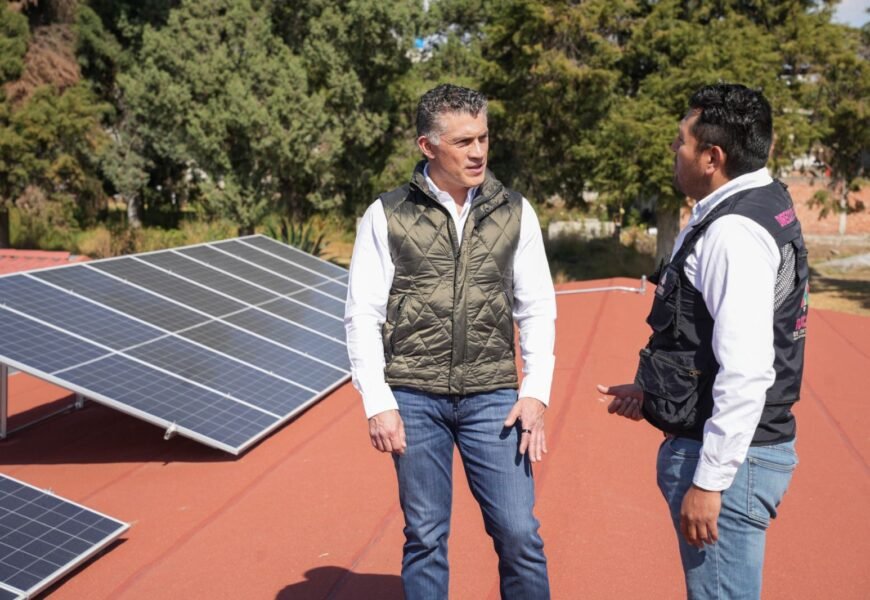 Alfonso Sánchez supervisa resultados de gestión estatal en escuelas de Tlaxcala