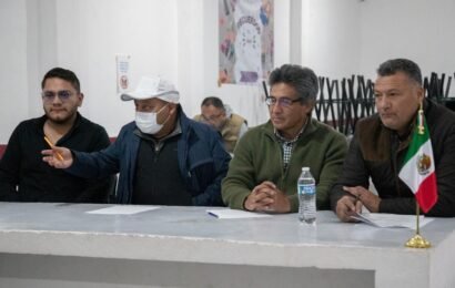 Javier Rivera fortalece dialogo con vecinos de Huiloac Javier Rivera fortalece dialogo con vecinos de Huiloac