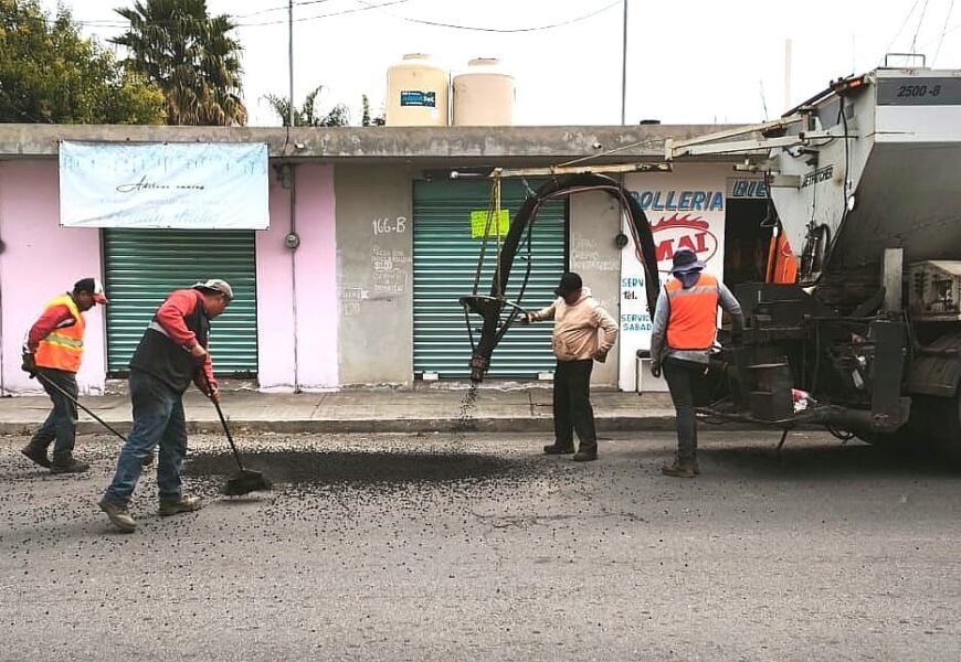 Ayuntamiento de Tlaxcala mejora vialidades en Atlahapa Ayuntamiento