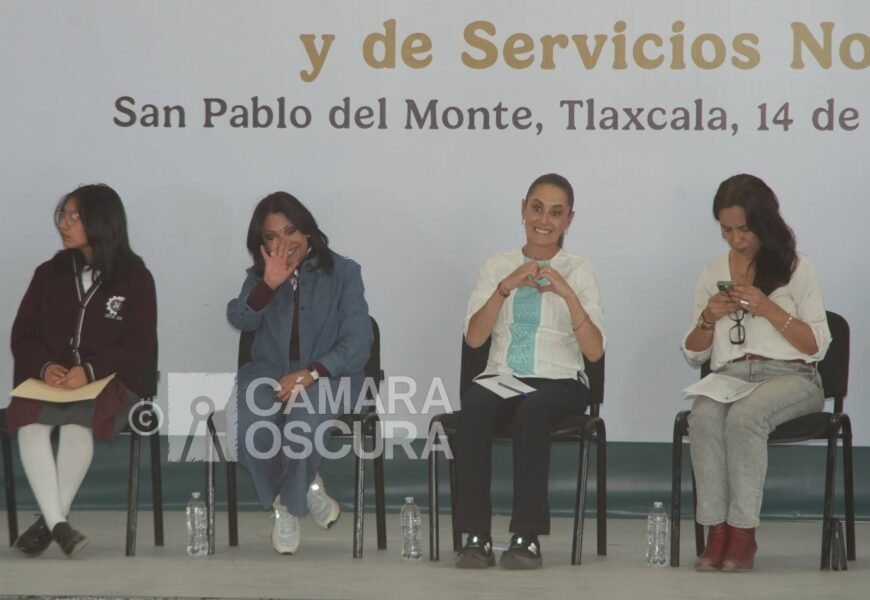 Visita de Claudia Sheinbaum al CBTIS 153 reunió a estudiantes en San Pablo del Monte