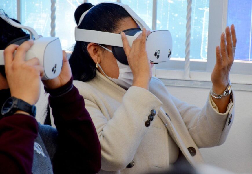 Ana Lilia Rivera inaugura laboratorio de Inteligencia Artificial en el CBTis 303